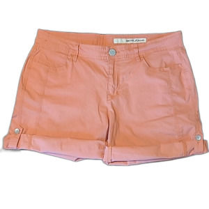 DKNY Roll Tab Bermuda / Short Shorts Mid Waist Rise Pockets Adjustable Length
